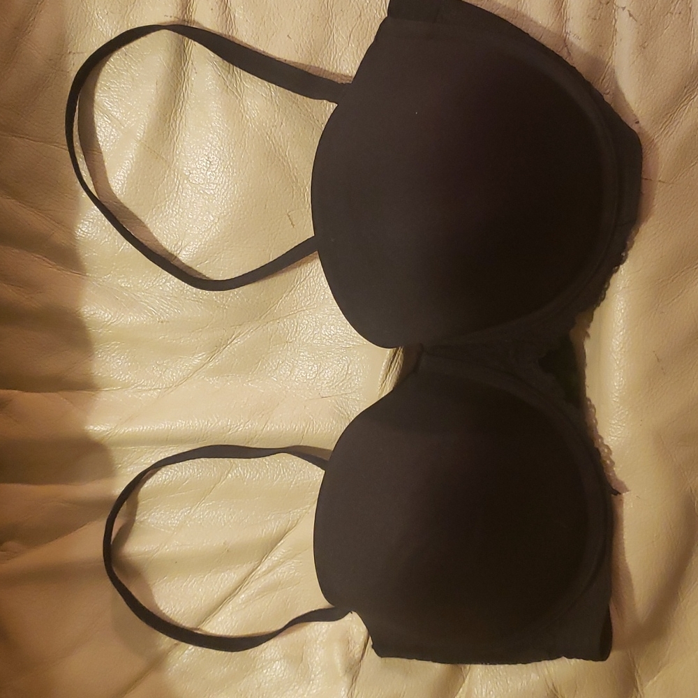 💥3/$10. Strapless Convertible Bra 40C